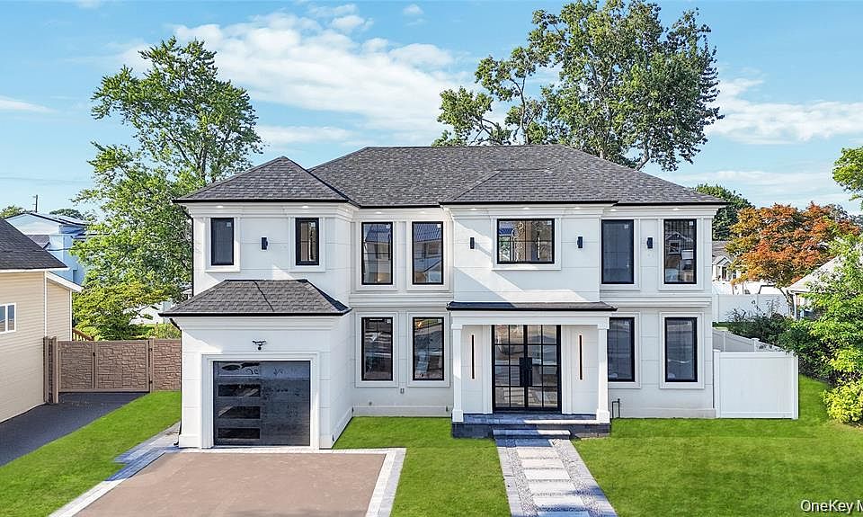 1st image of 8 Schoolhouse Road