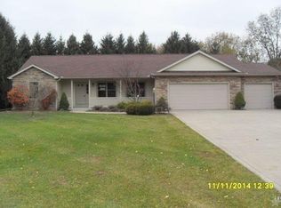700 Skyview Dr, Middlebury, IN 46540