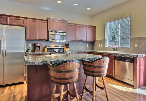 4th image of 18801 23rd Avenue Ct E