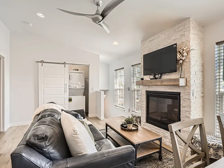 4587 Newton St #101 — Photo 2