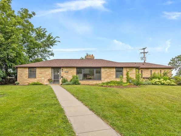 1517 Preston Ln, Hopkins, MN 55343