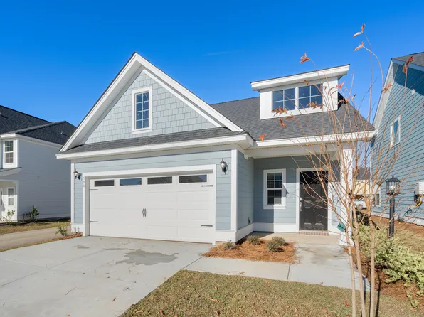 480 Eagleview Dr, Moncks Corner, SC 29461