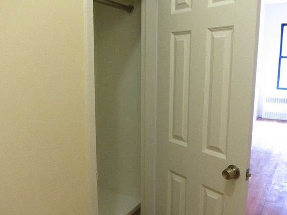 5th image of 416 E 74th St APT 6C