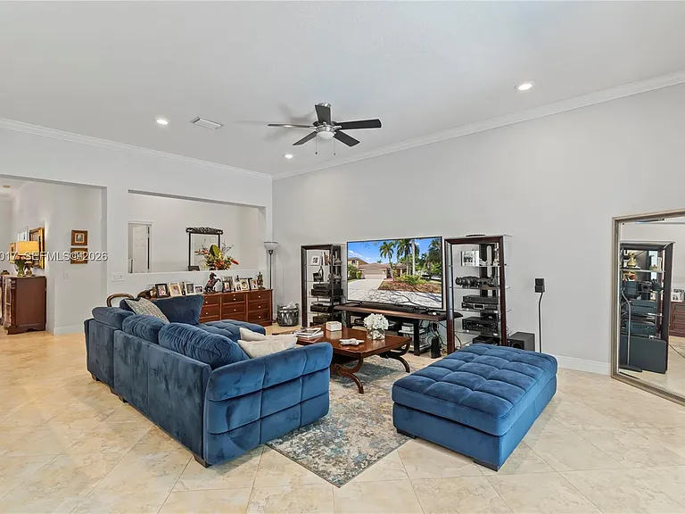 1097 Allamanda Way — Photo 15