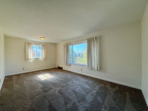5th image of 4205-4261 Fatima Dr #4