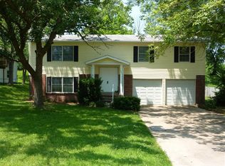 285 Amber Jack Dr, Ballwin, MO 63021