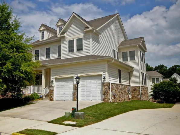 13044 Blackbird Pl, Fairfax, VA 22033