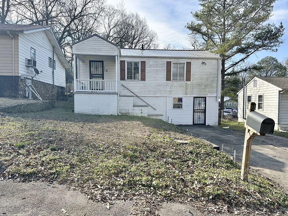 1st image of 1303 9th Ave