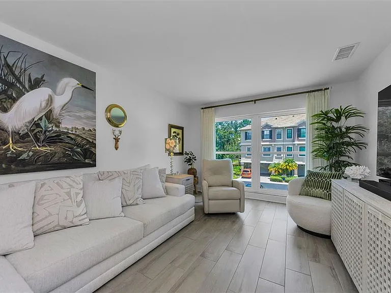2700 Bayshore Blvd #5210 — Photo 6