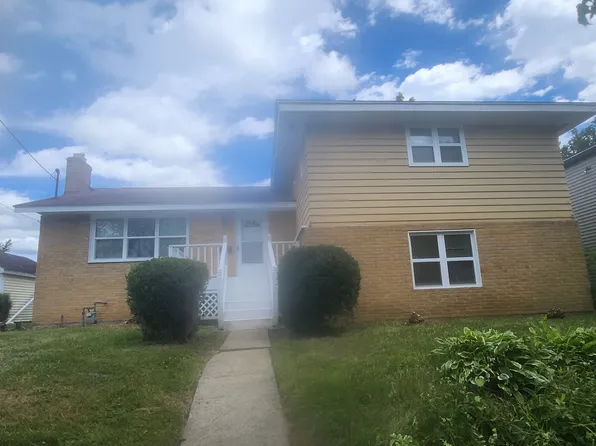 656 W Highland Ave, Ravenna, OH 44266