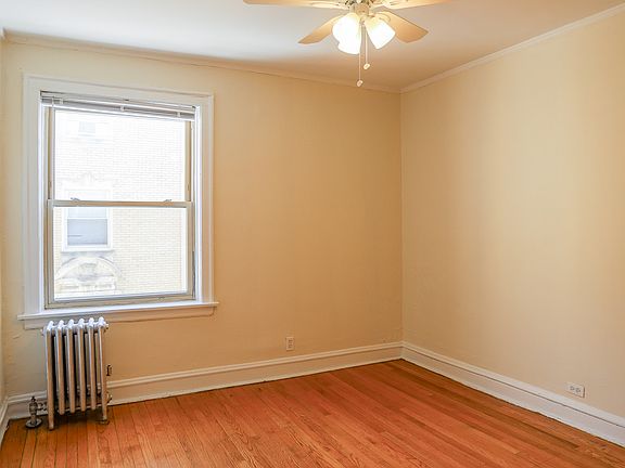 5th image of 2234 W Farwell Ave #3