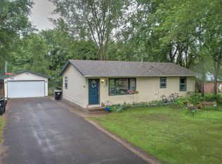 6 Buckskin Blvd SE, Isanti, MN 55040