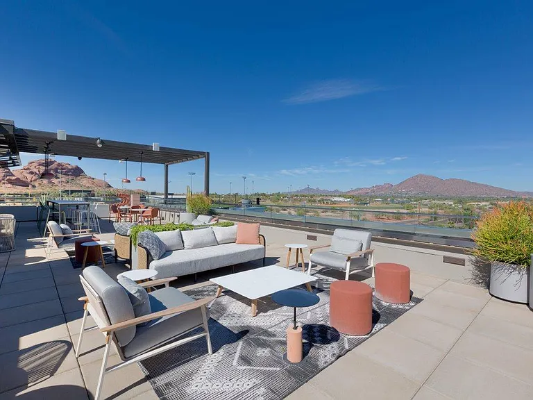 Scottsdale Entrada — Photo 8