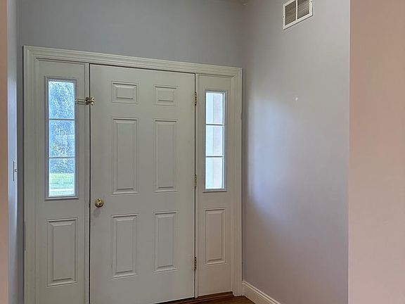 5th image of 279 Merwood Dr