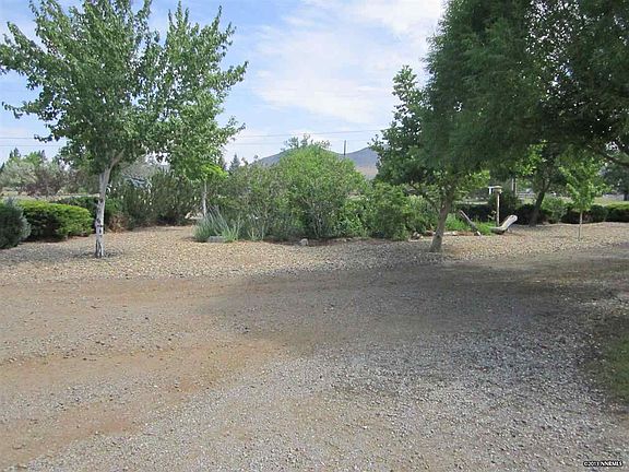 3rd image of 2685 Buckboard Ct
