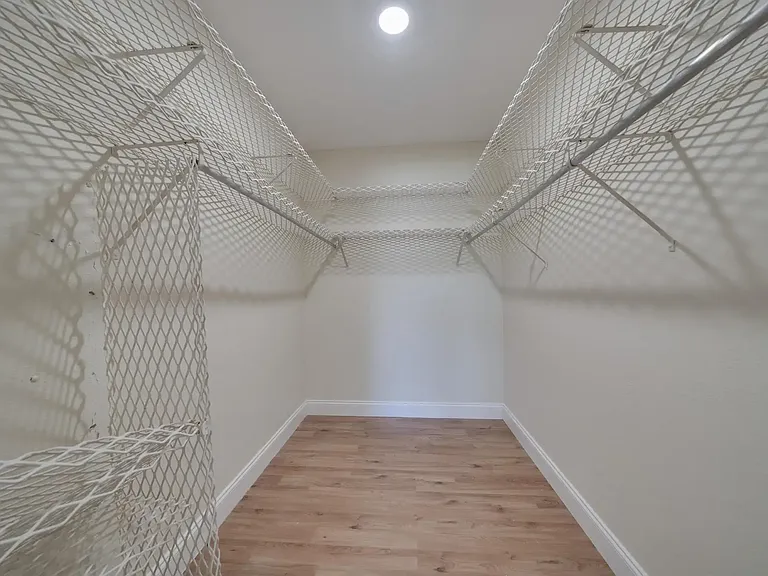 701 Lori Dr #209 — Photo 11