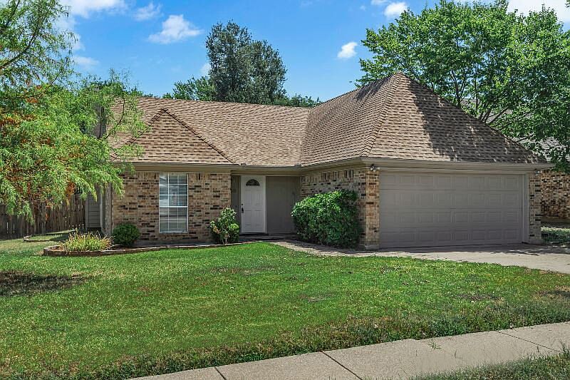 1st image of 1708 Woodhollow Dr