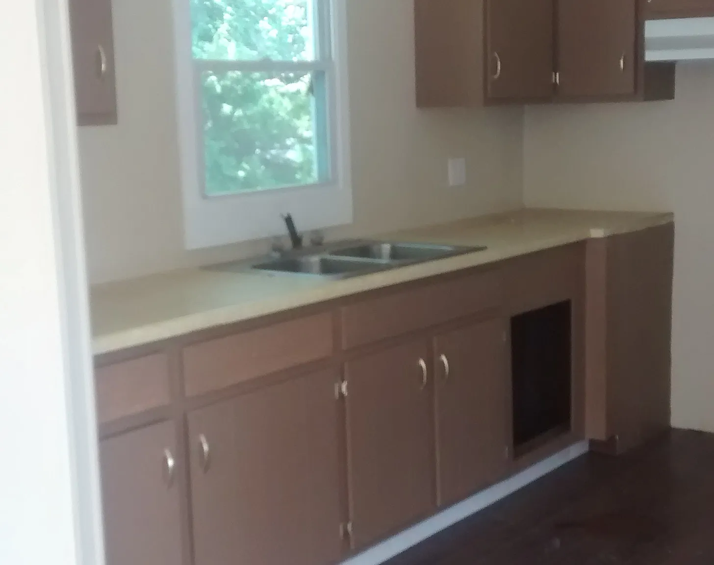 2 bed, 960 sqft, $1,100 — Photo 1