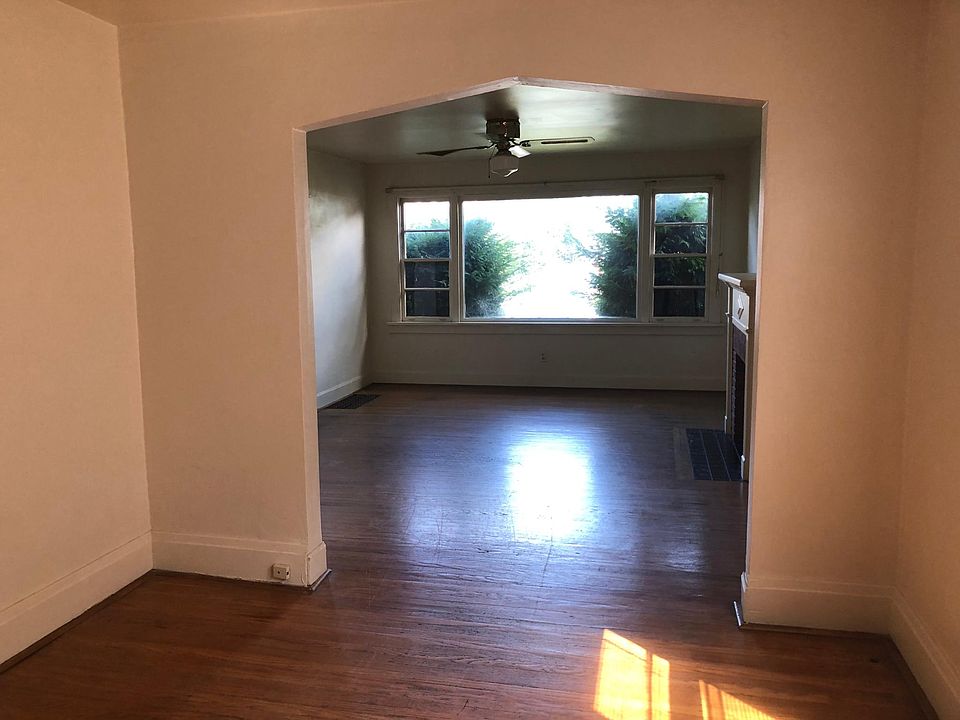 1st image of 494 Norfolk Ave