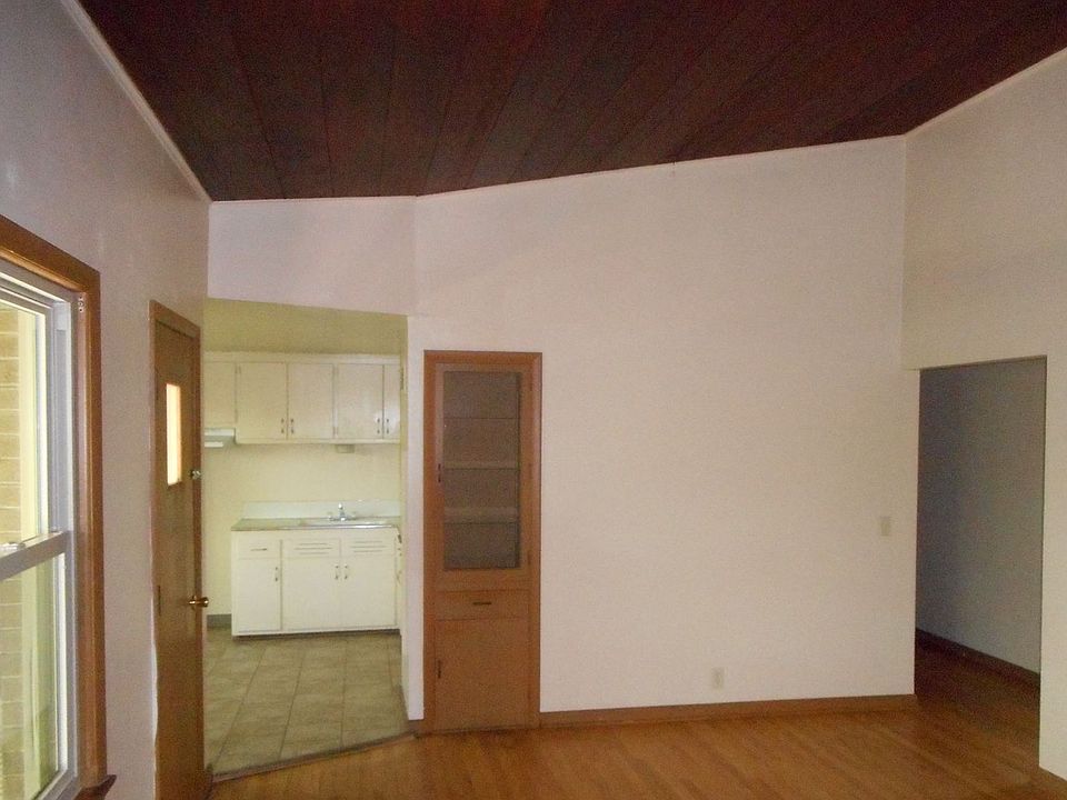 2nd image of 5141 N 27th St APT 2
