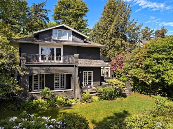 3802 E John Street, Seattle, WA 98112