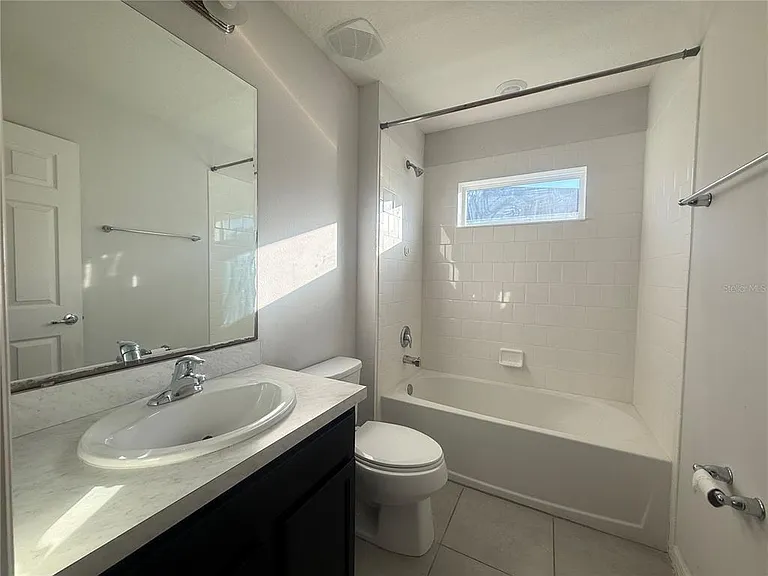 423 Kestrel Dr — Photo 14