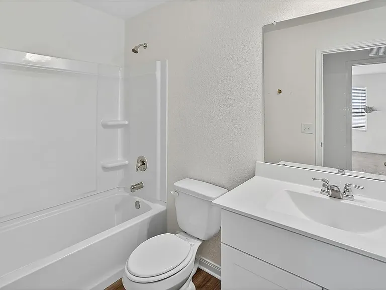 14755 Maple Ter — Photo 4