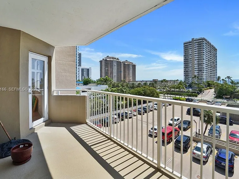 1965 S Ocean Dr #4G — Photo 35
