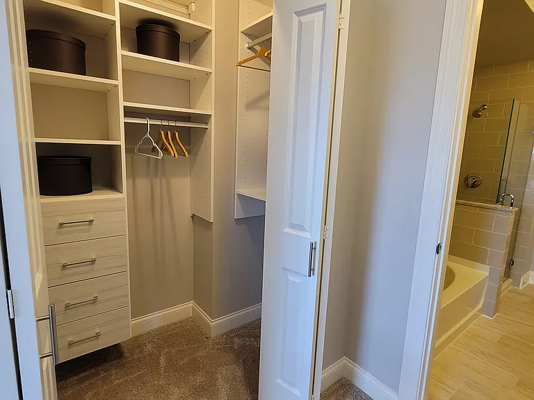 111 W Kinzie St #2915 — Photo 9