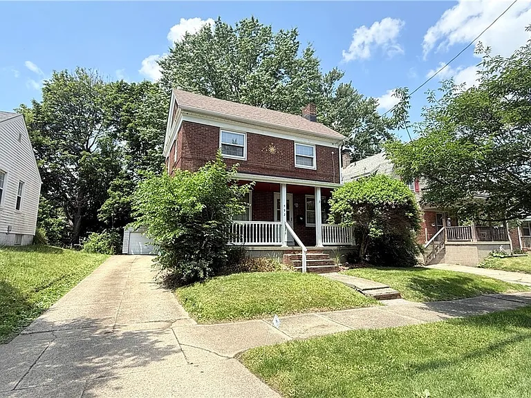 592 Lindell St — Photo 1
