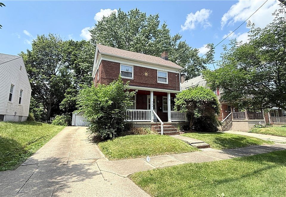 1st image of 592 Lindell St