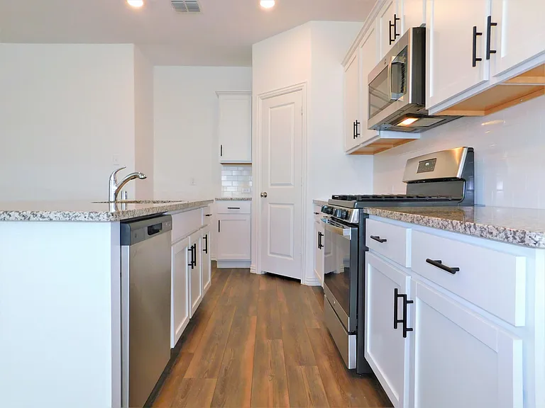 1624 Da Vinci Dr — Photo 10