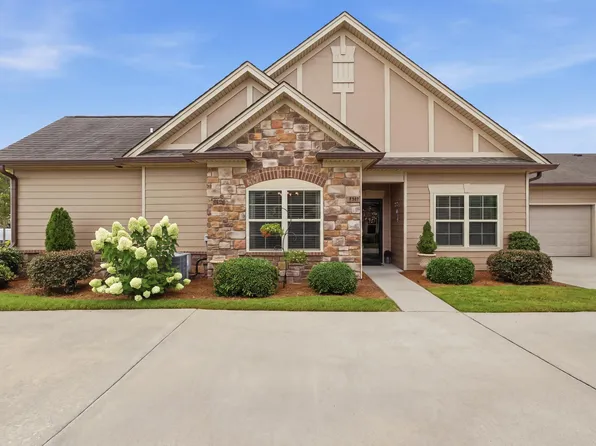 1747 Sedgefield Dr #44B, Ooltewah, TN 37363