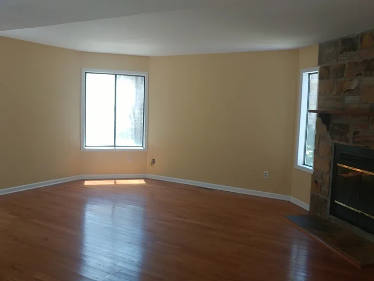 65 Edinborough Ct — Photo 4