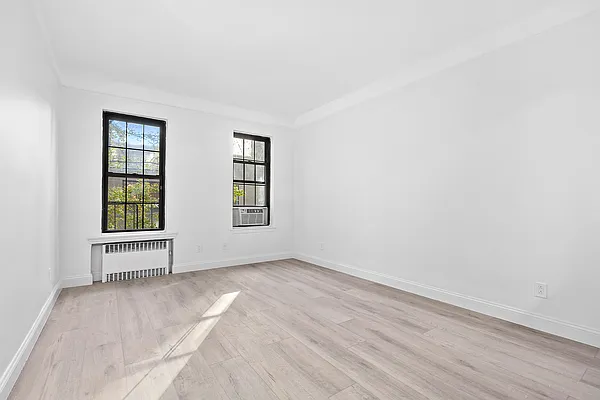 Rented by Compass | media 2