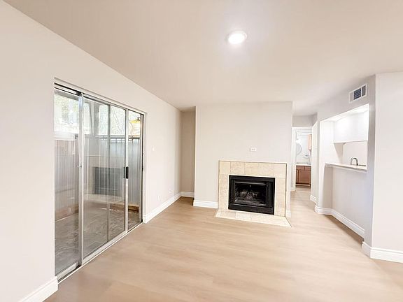 2nd image of 3204 Menchaca Rd #601
