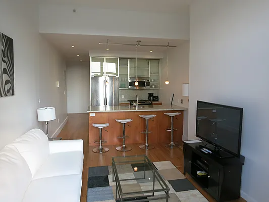 Rented by City View Living | media 42