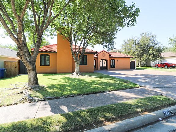 2nd image of 221 Oriole Ln