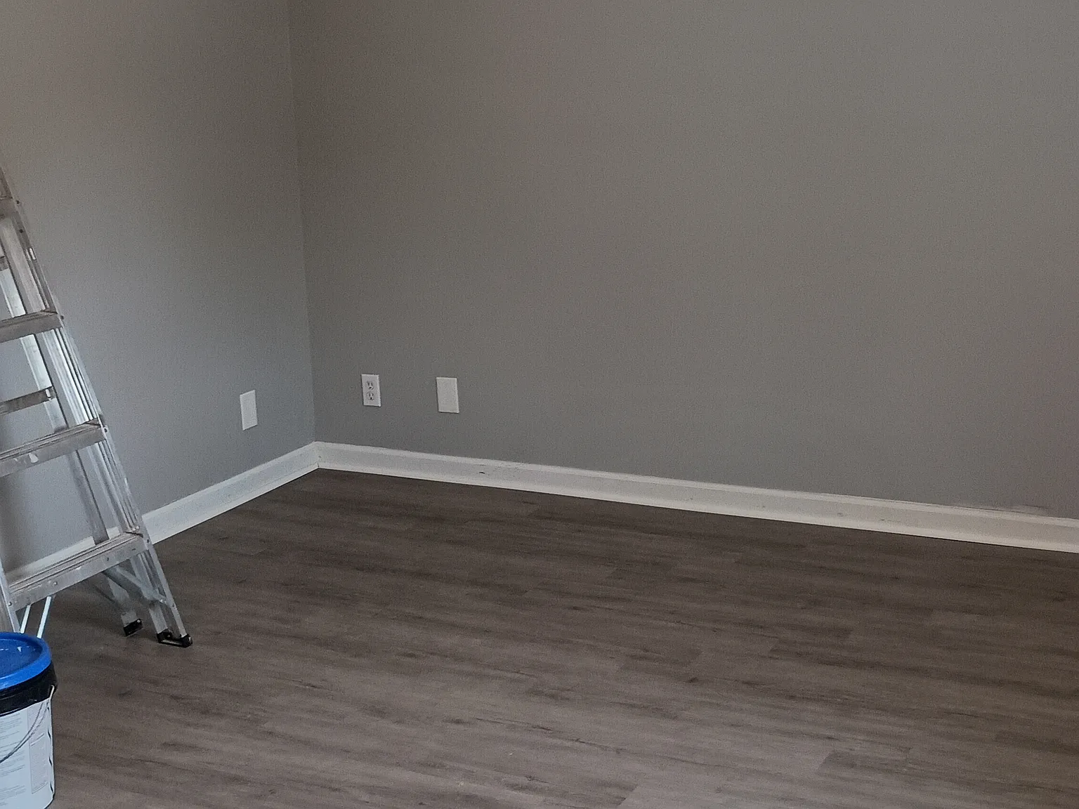 1 bed, 1.5 bath, 650 sqft, $1,100 — Photo 4