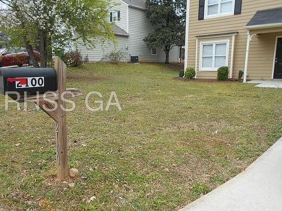2nd image of 2100 Hilda Burns Pl
