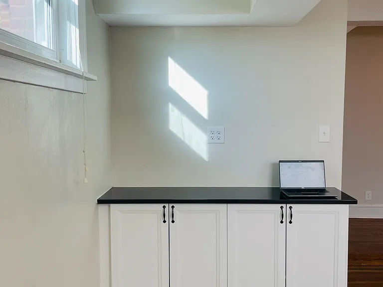 3345 Dupont Ave S #5 — Photo 4