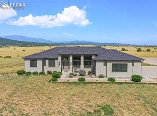7420 Lago Vistas Blvd, Pueblo, CO 81004