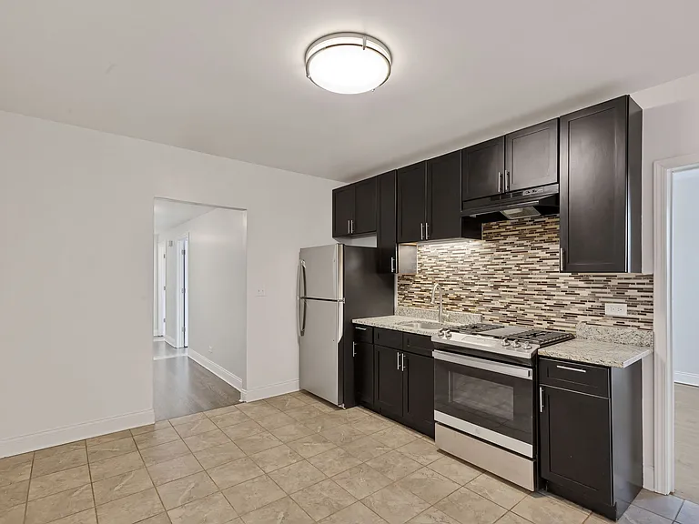 8248 S Maryland Ave #2S — Photo 13