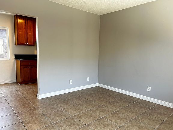 4th image of 505-507 S Eastmont Ave #507-2