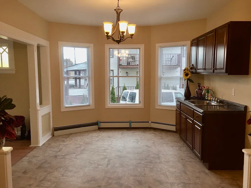 640 East Street - 1 — Photo 3