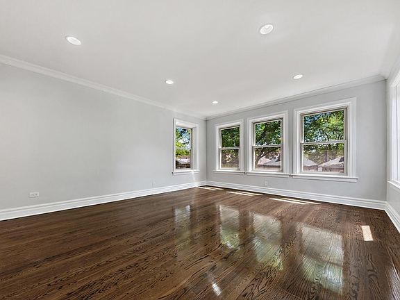 3rd image of 8036 S Paxton Ave #3