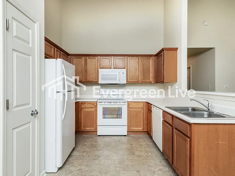 7826 Trisa Ct — Photo 6