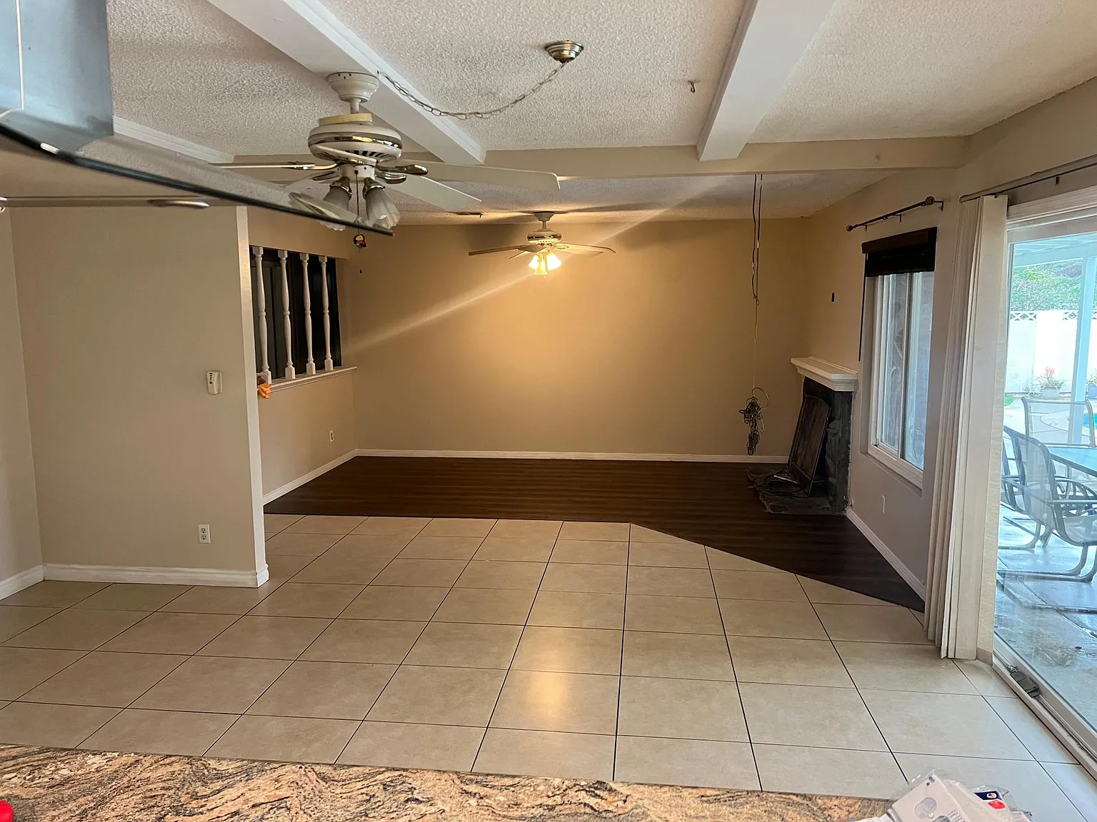 4 bed, 1555 sqft, $4,550 — Photo 4
