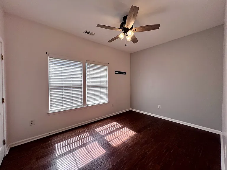 2375 Curecanti Ct — Photo 21
