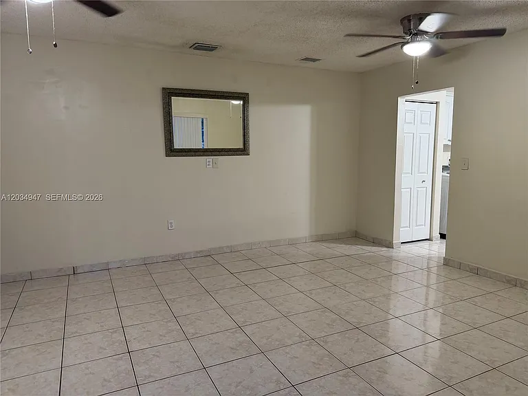 15431 SW 101st Ave — Photo 4